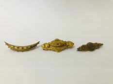 THREE VICTORIAN 9CT GOLD BROOCHES A/F TO INCLUDE DIAMOND SET CRESCENT SHAPE.