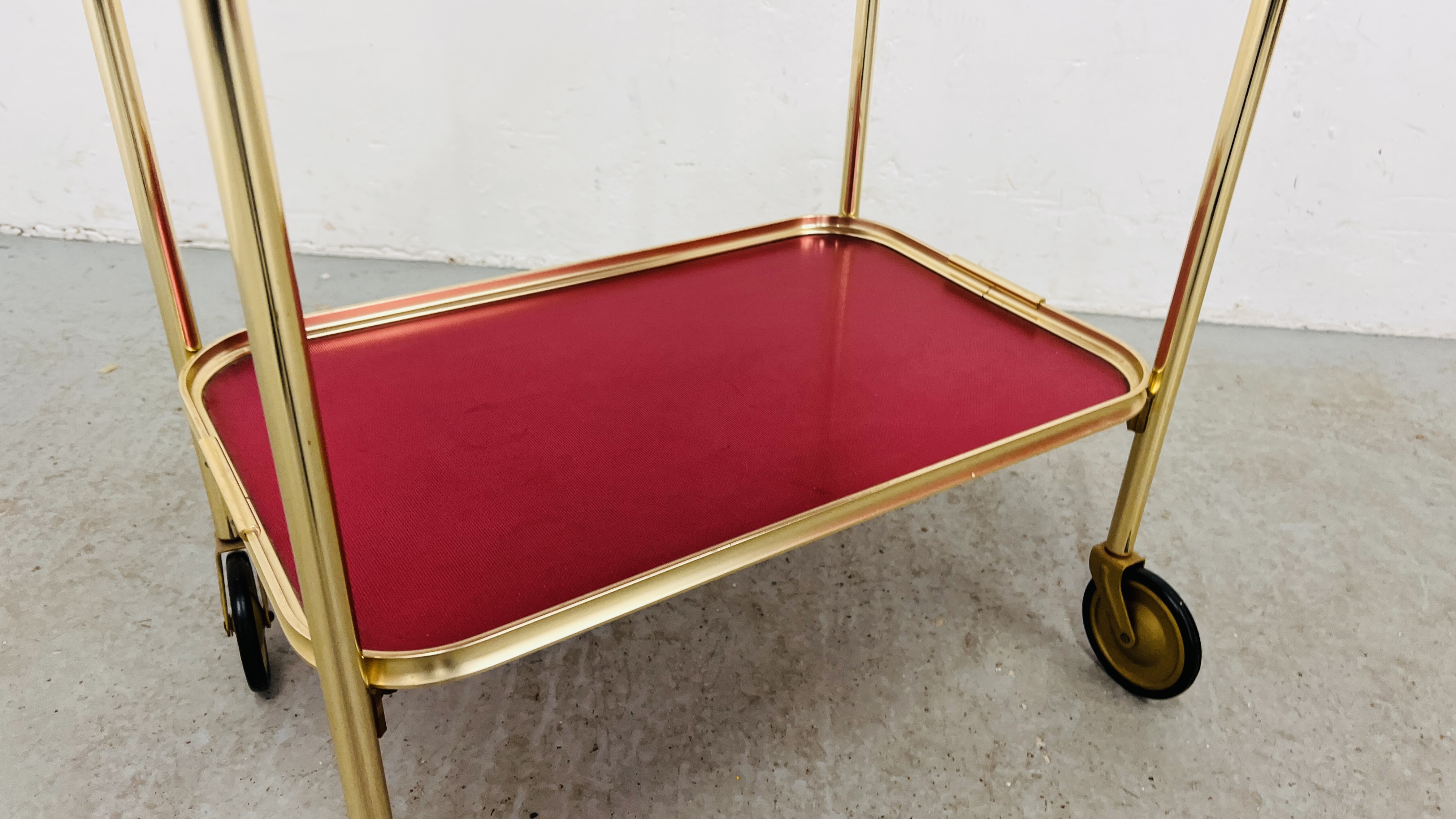 A 1950'S TWO TIER TROLLEY WITH RED FINISH TO THE TRAYS, THE TOP TRAY DETACHABLE WIDTH 37CM. - Image 3 of 4