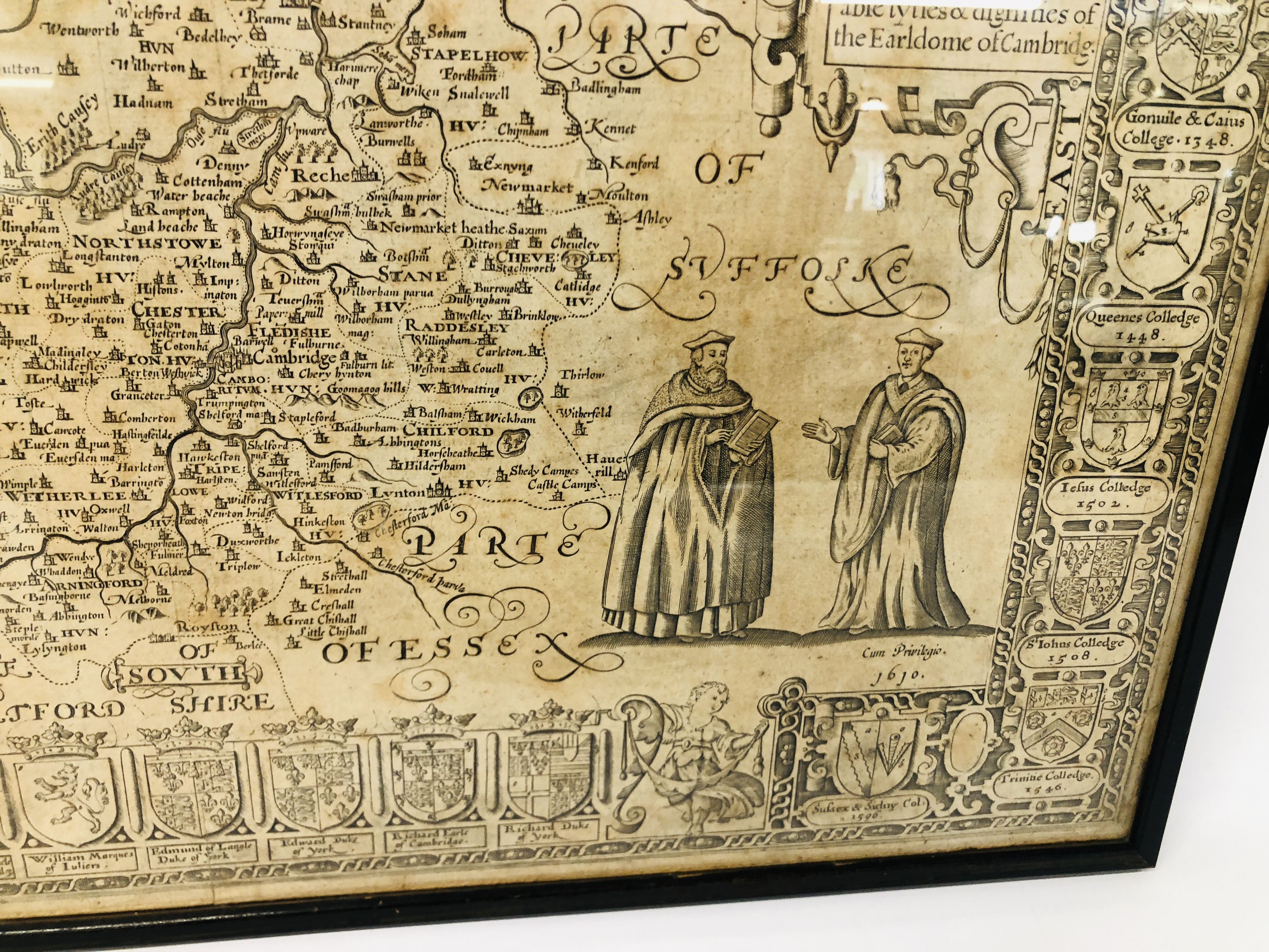 A MAP OF CAMBRIDGESHIRE WITH THE ARMS OF THE COLLEGES 39 X 53CM. - Image 4 of 5