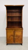A C19TH MAHOGANY OPEN BOOKCASE WITH DOUBLE CUPBOARD BELOW, W 77CM.