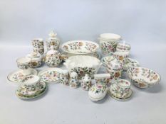 COLLECTION OF MINTON HADDON HALL CERAMICS TO INCLUDE TRINKET POTS, SALT AND PEPPER,