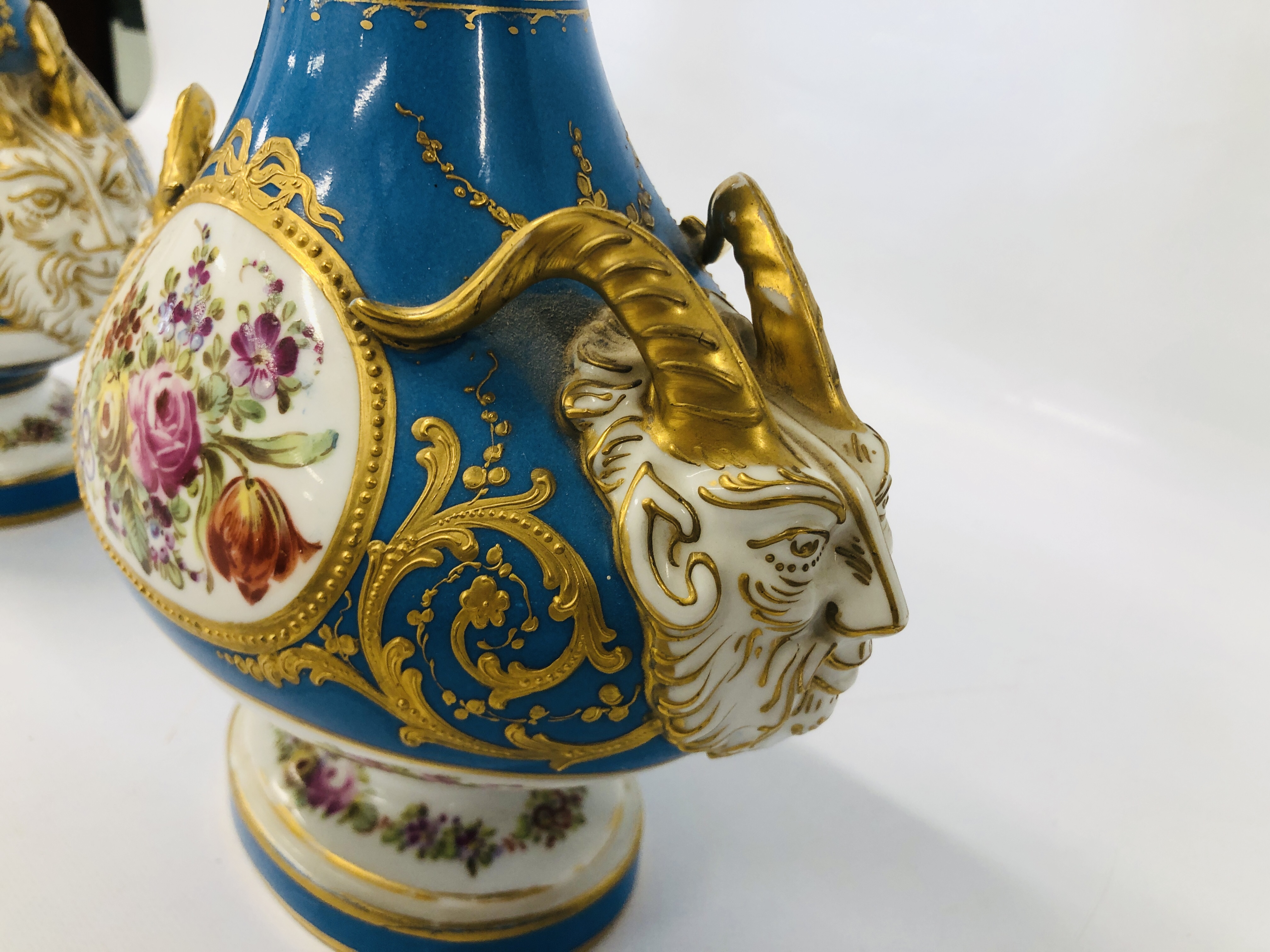 A PAIR OF C19TH SÉVRES COVERED VASES WITH RAM'S HEAD HANDLES, DECORATED WITH OVAL PANELS, - Image 7 of 27