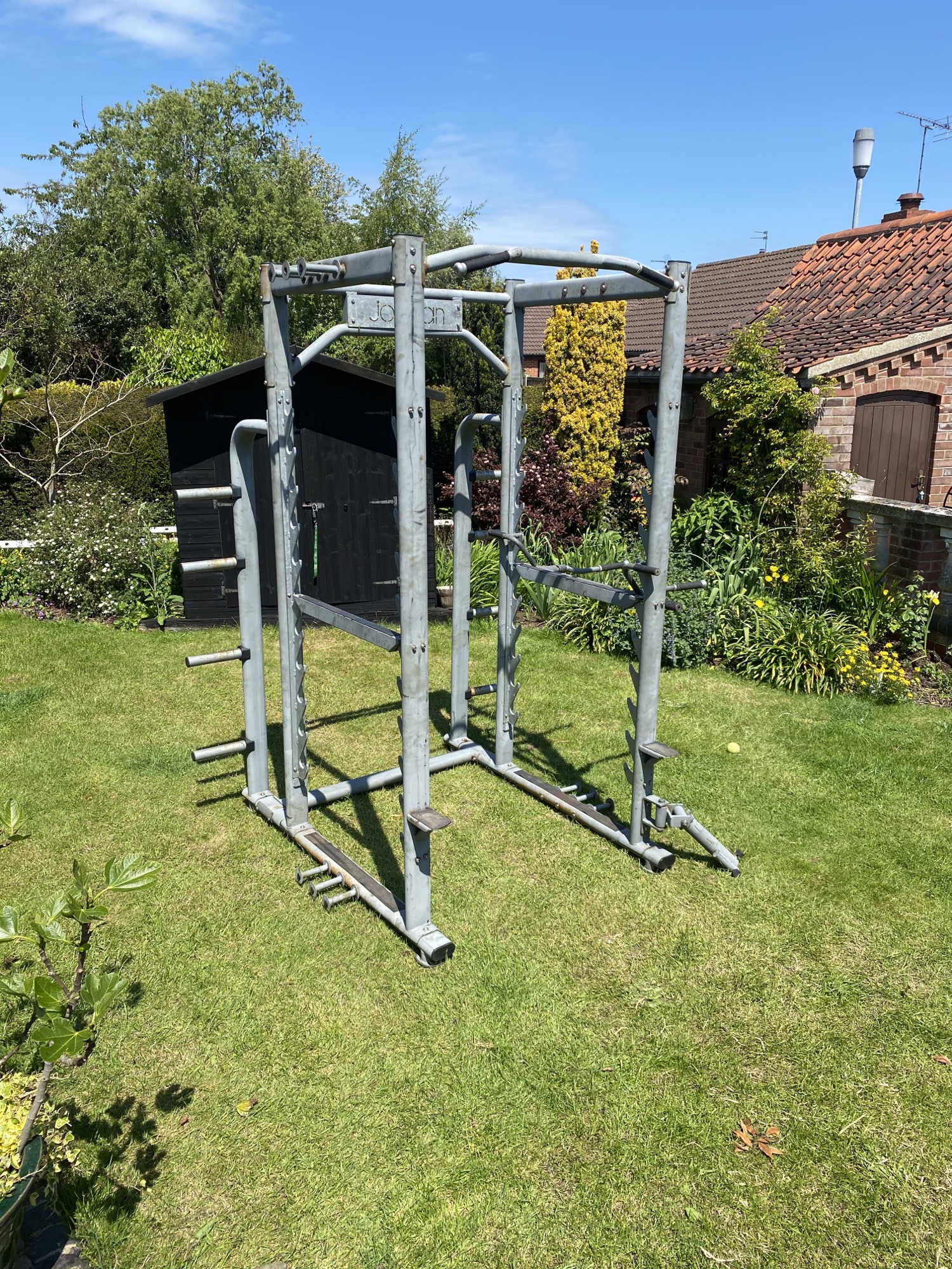 A PROFESSIONAL HEAVY DUTY GYM WEIGHT FRAME. - Image 5 of 5
