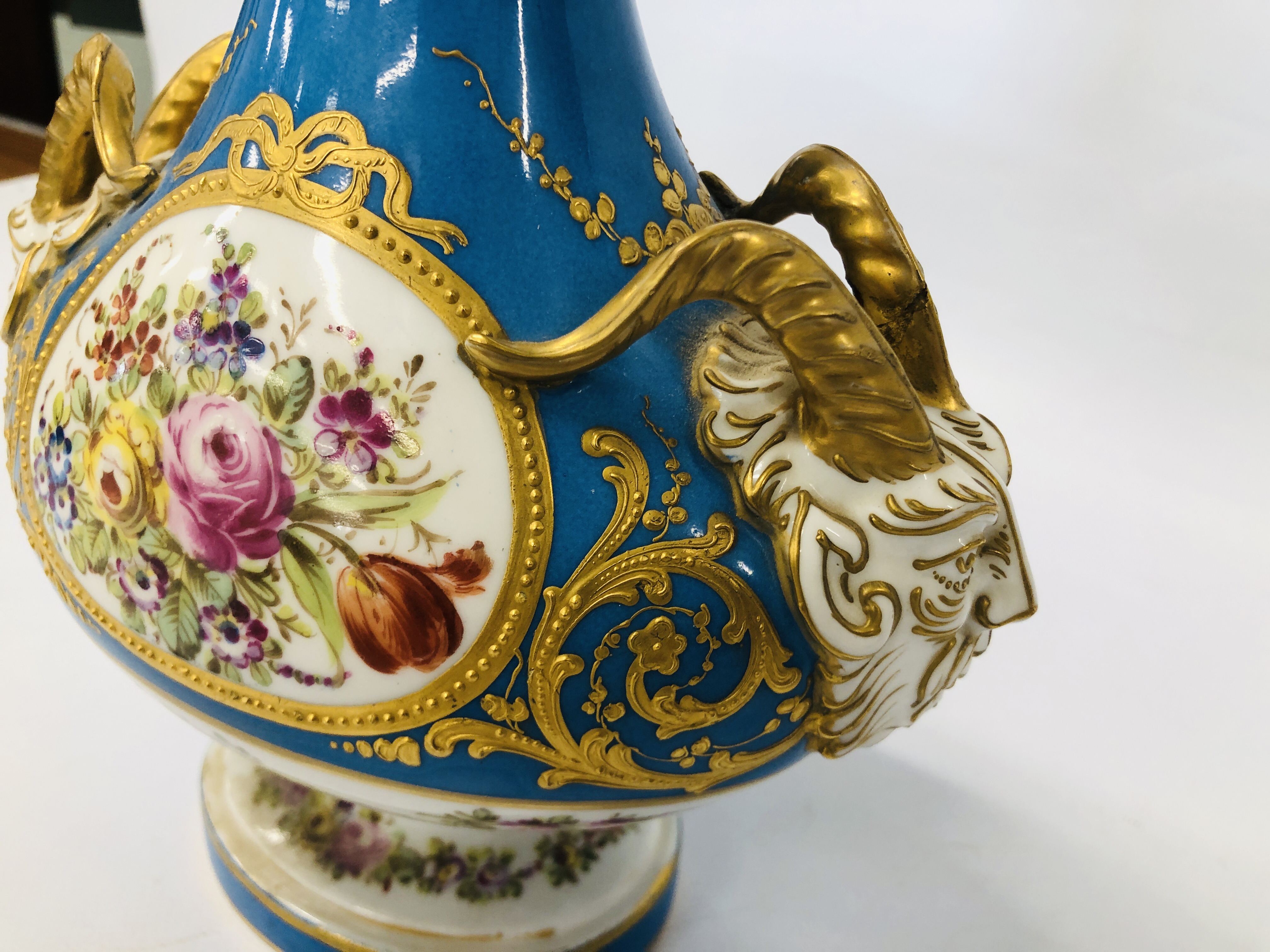 A PAIR OF C19TH SÉVRES COVERED VASES WITH RAM'S HEAD HANDLES, DECORATED WITH OVAL PANELS, - Image 20 of 27