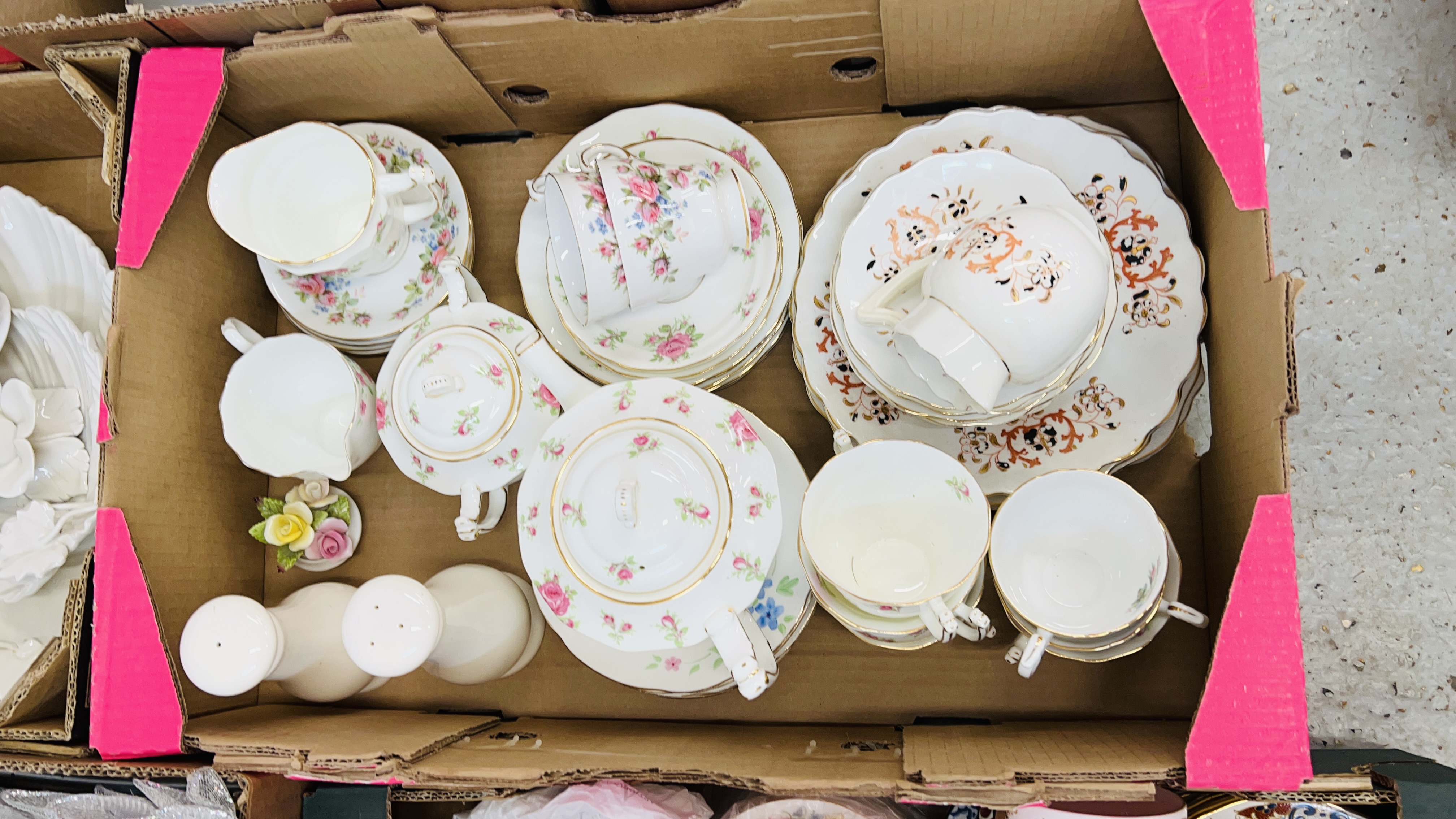 7 BOXES OF ASSORTED HOUSEHOLD SUNDRIES TO INCLUDE VARIOUS TEA AND DINNER WARE, - Image 8 of 15