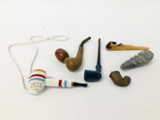 COLLECTION OF ASSORTED SMOKERS PIPES TO INCLUDE A HARDSTONE EXAMPLE AND A VINTAGE BRASS AND BEADED