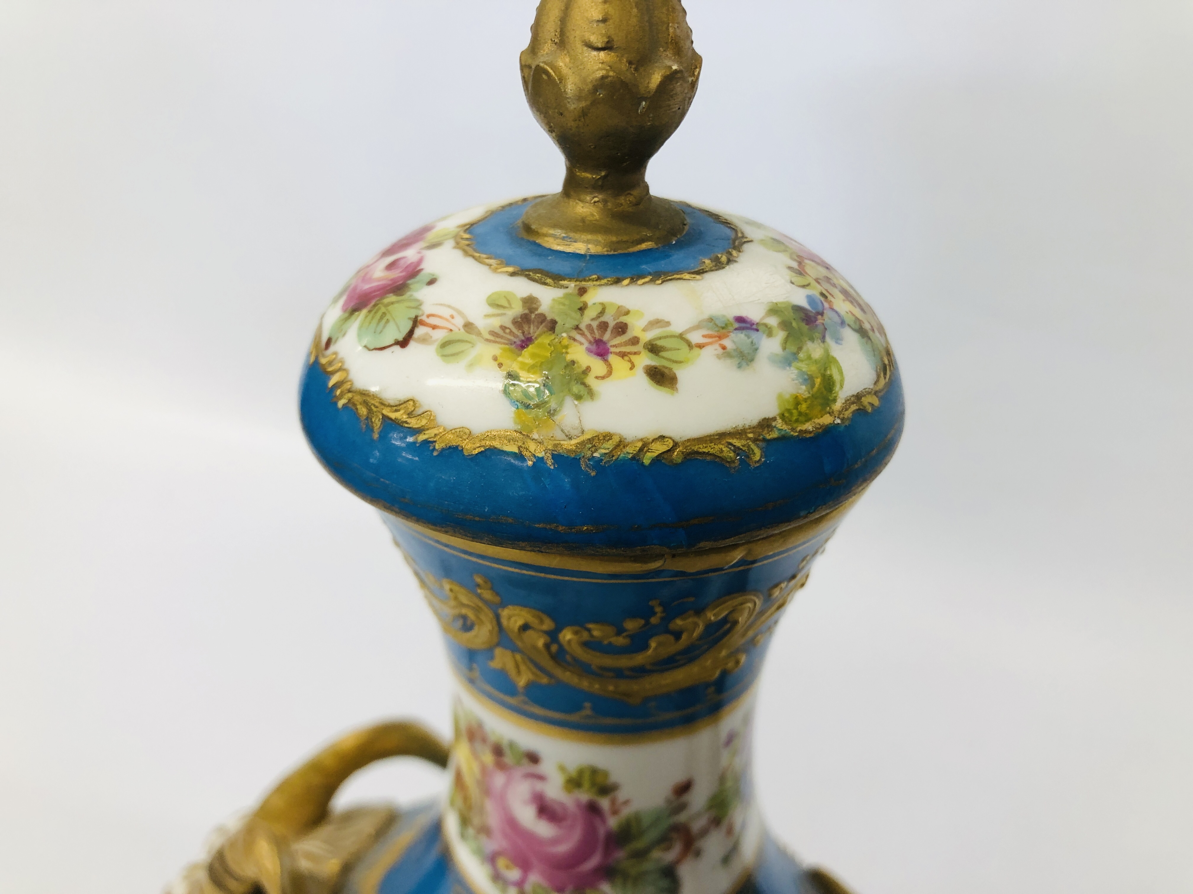 A PAIR OF C19TH SÉVRES COVERED VASES WITH RAM'S HEAD HANDLES, DECORATED WITH OVAL PANELS, - Image 23 of 27