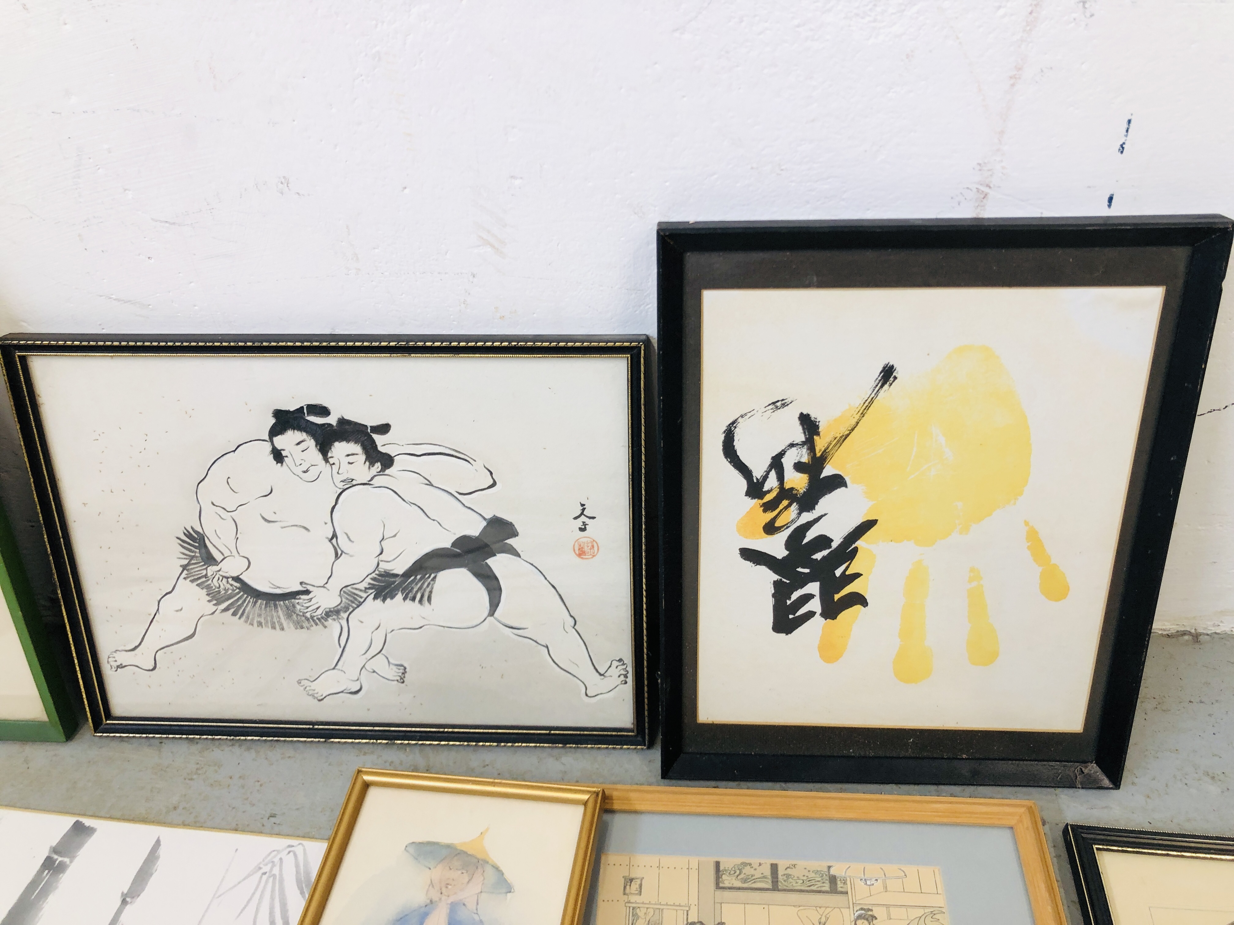 BOX OF ASSORTED ORIENTAL HAND COLOURED PRINTS AND ORIGINAL ARTWORKS ALONG WITH VARIOUS "TATE" - Image 6 of 9