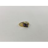 9CT GOLD AMETHYST RING.