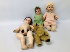 2 X VINTAGE COMPOSITE AND CHINA DOLLS A/F ALONG WITH A VINTAGE TEDDY BEAR AND A VINTAGE KOPPELSDORF