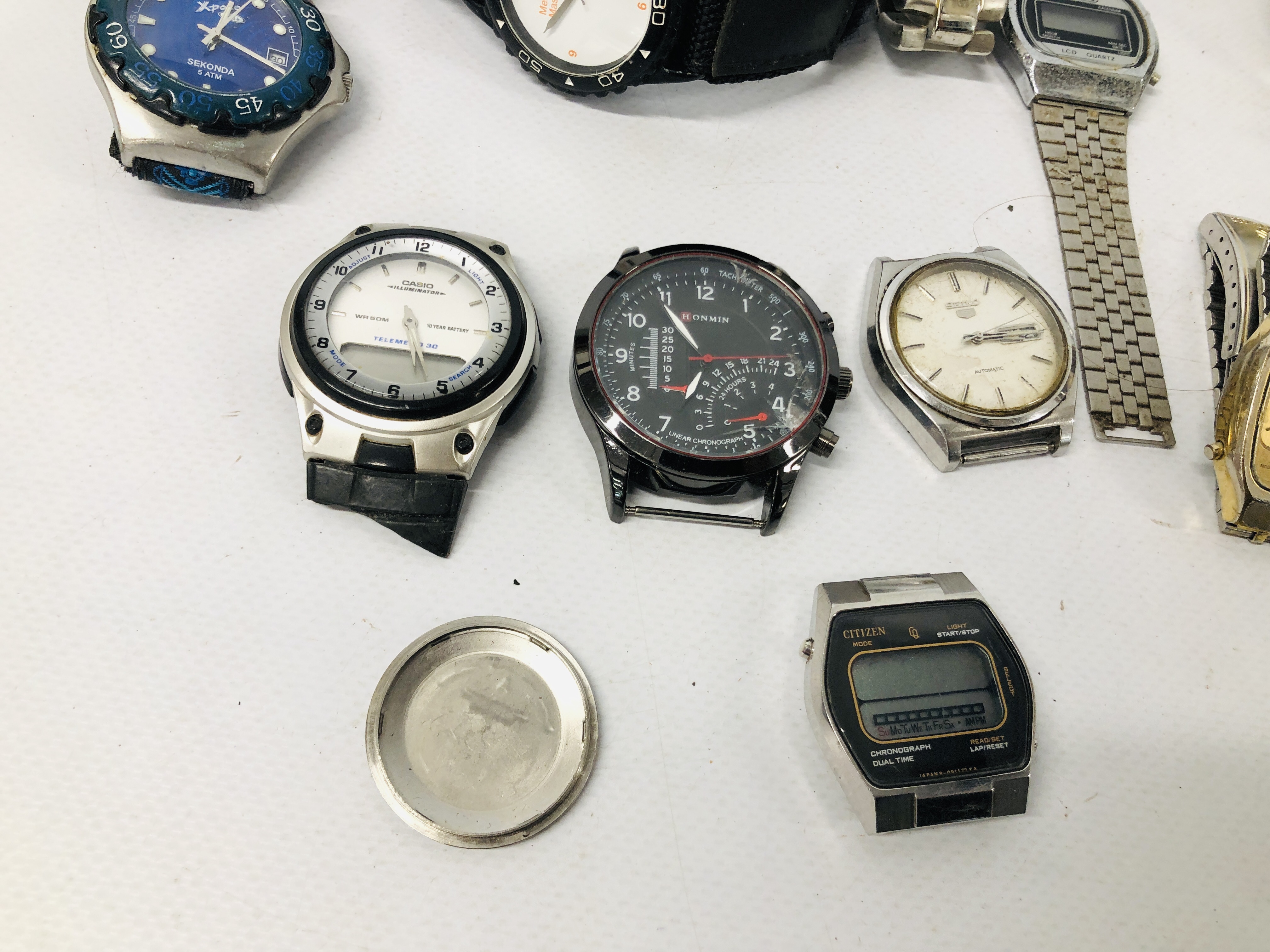 BOX OF ASSORTED WRIST WATCHES TO INCLUDE DESIGNER BRANDED - Image 3 of 7