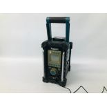 A MAKITA PORTABLE WORK RADIO WITH CHARGER - NO BATTERY