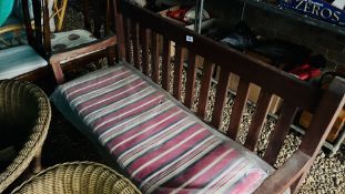 WOODEN GARDEN BENCH WITH A STRIPPED SEAT CUSHION, W 127CM.