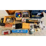 A COLLECTION OF MIXED SHED TOOLS TO INCLUDE SOCKETS, SPANNERS, SCREWDRIVER SETS, VICES, SPRAY PAINT,