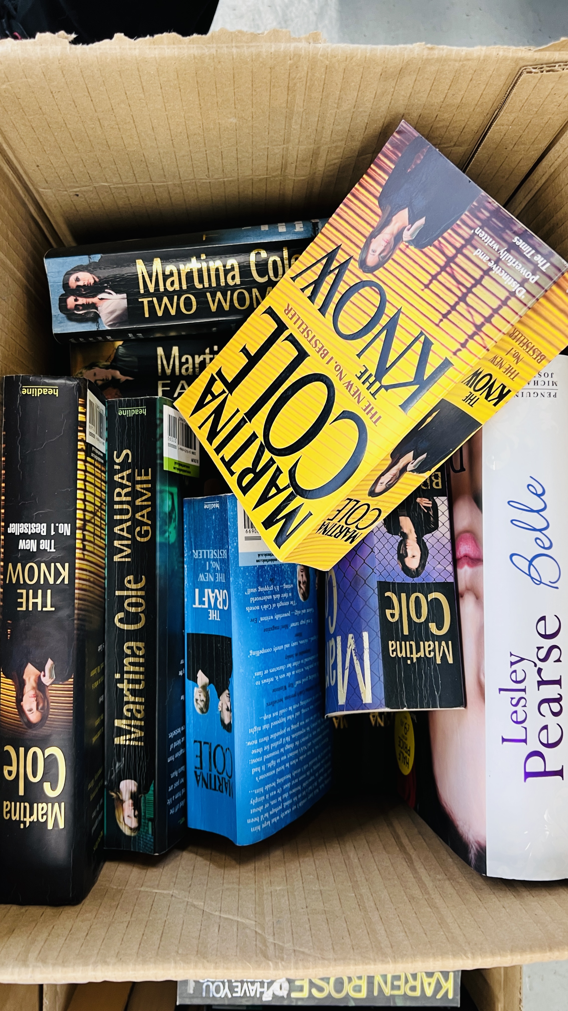3 X BOXES OF ASSORTED PAPERBACK FICTION NOVELS TO INCLUDE MARTINA COLE, LESLEY PEARSE, - Image 5 of 5