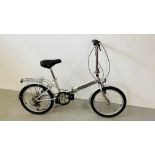 A MAYFAIR OPTIMA FOLDING BICYCLE 6 SPEED