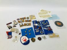 COLLECTION OF BADGES TO INCLUDE MOSTLY MOTORING RELATED AND JAGUAR BUTTONS, ETC.