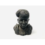 AN EBONY HAND CARVED BUST OF ETHNIC FIGURE HEAD - H 26CM.