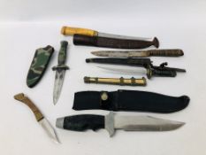 COLLECTION OF 6 VARIOUS KNIVES INCLUDING POCKET KNIFE, SAMARI STYLE ETC.