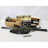COLLECTION OF 00 GAUGE RAILWAY TO INCLUDE HORNBY DEVON BELLE PULLMAN CARS,