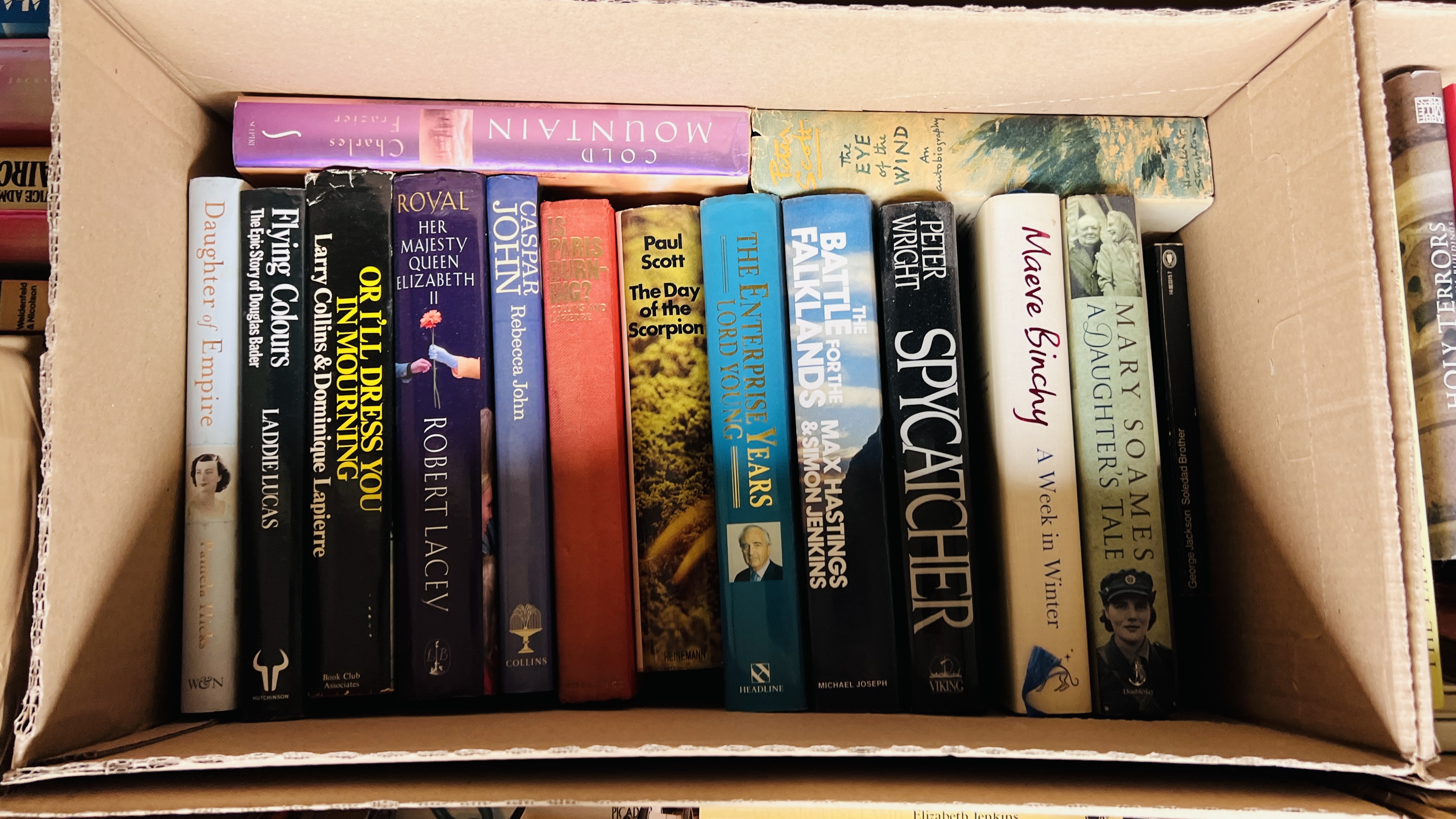 23 BOXES OF ASSORTED BOOKS - AS CLEARED TO INCLUDE NOVELS AND REFERENCE. - Image 11 of 24