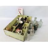 BOX OF ASSORTED VINTAGE CHEMISTS BOTTLES AND ACCESSORIES