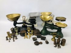 FOUR SETS OF VINTAGE KITCHEN SCALES TO INCLUDE VARIOUS BRASS WEIGHTS "THE VIKING", "LIBRASCO", ETC.