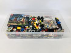 LARGE BOX OF ASSORTED LEGO TO INCLUDE MANY FIGURES AND VARIOUS BOXES (NOT GUARANTEED COMPLETE)