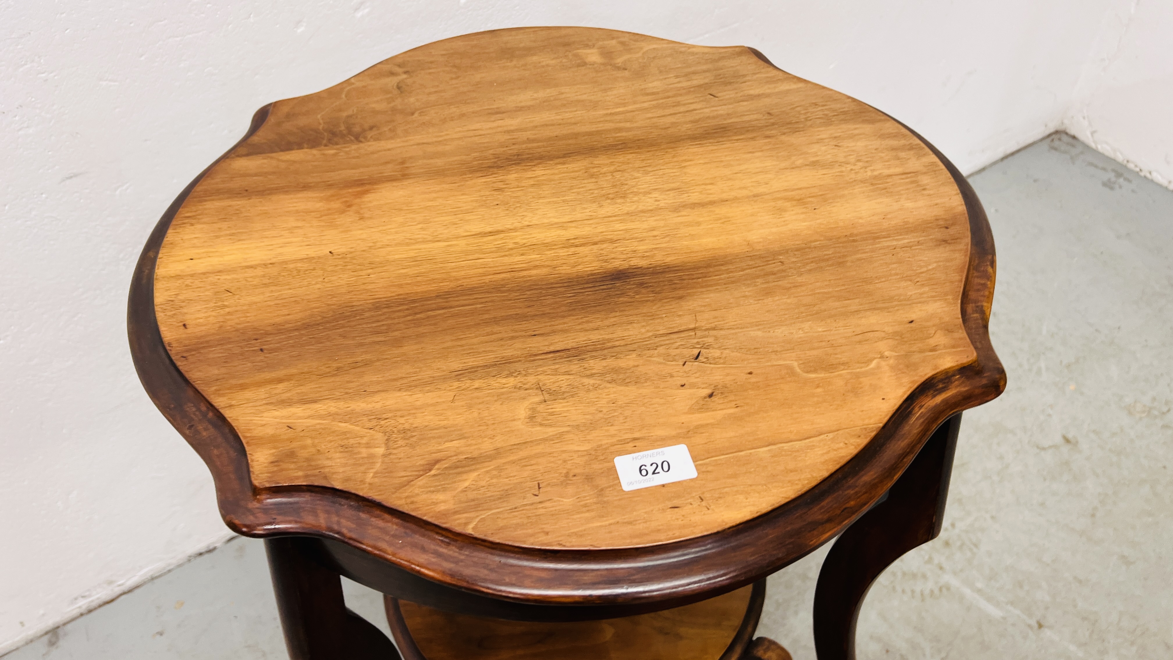 A MAHOGANY SHAPED TOP OCCASIONAL TABLE AND A REPRODUCTION DOME TOP TREASURY CHEST HINGE A/F. - Image 8 of 8