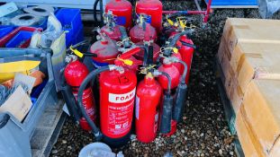 15 X VARIOUS FIRE EXTINGUISHERS TO INCLUDE Co2,