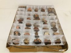 A COLLECTION OF APPROX 40 CRYSTAL AND MINERAL ROCK EXAMPLES TO INCLUDE CROCOITE,