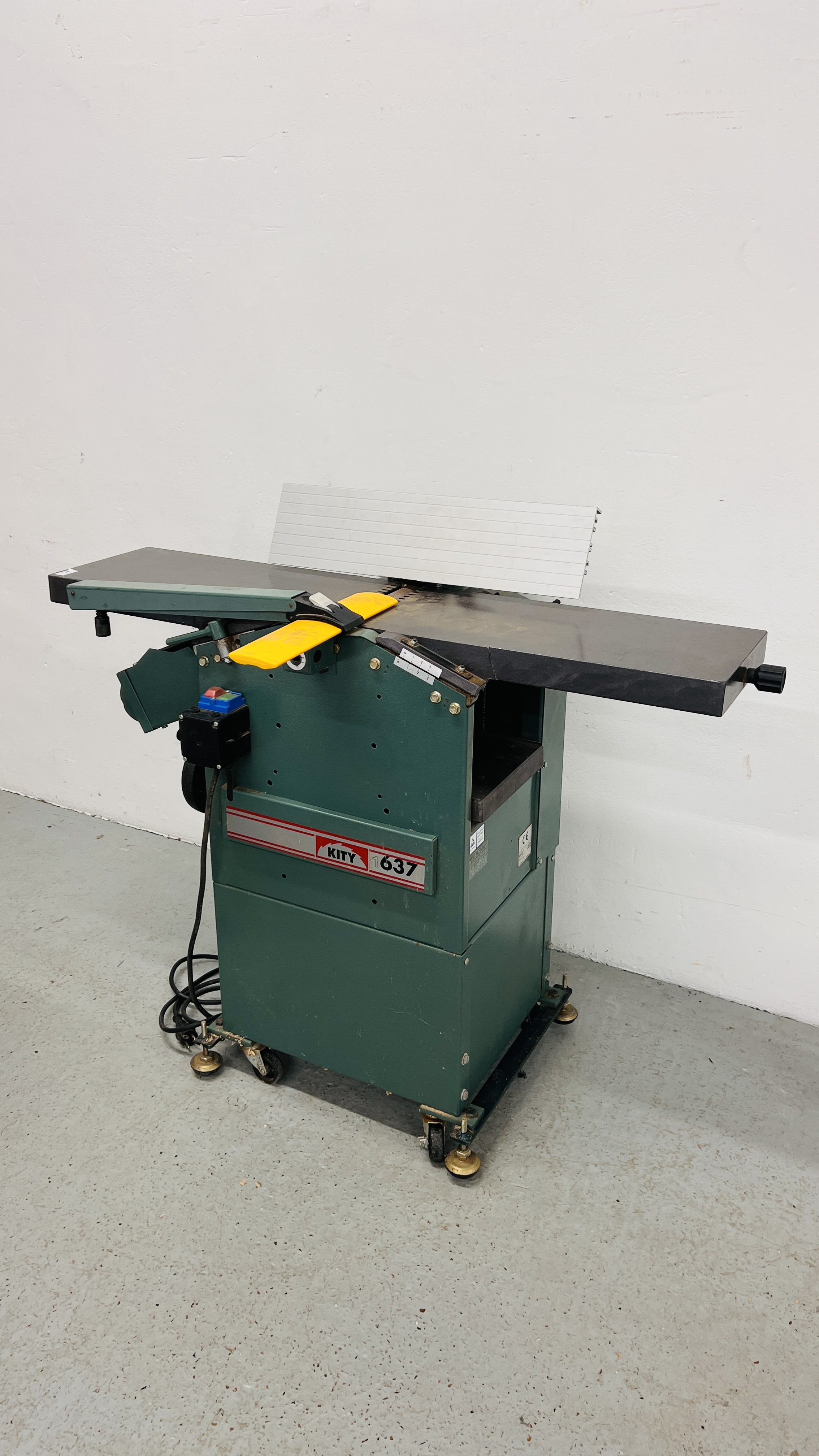 KITY 1637 PLANER THICKNESSER - SOLD AS SEEN.