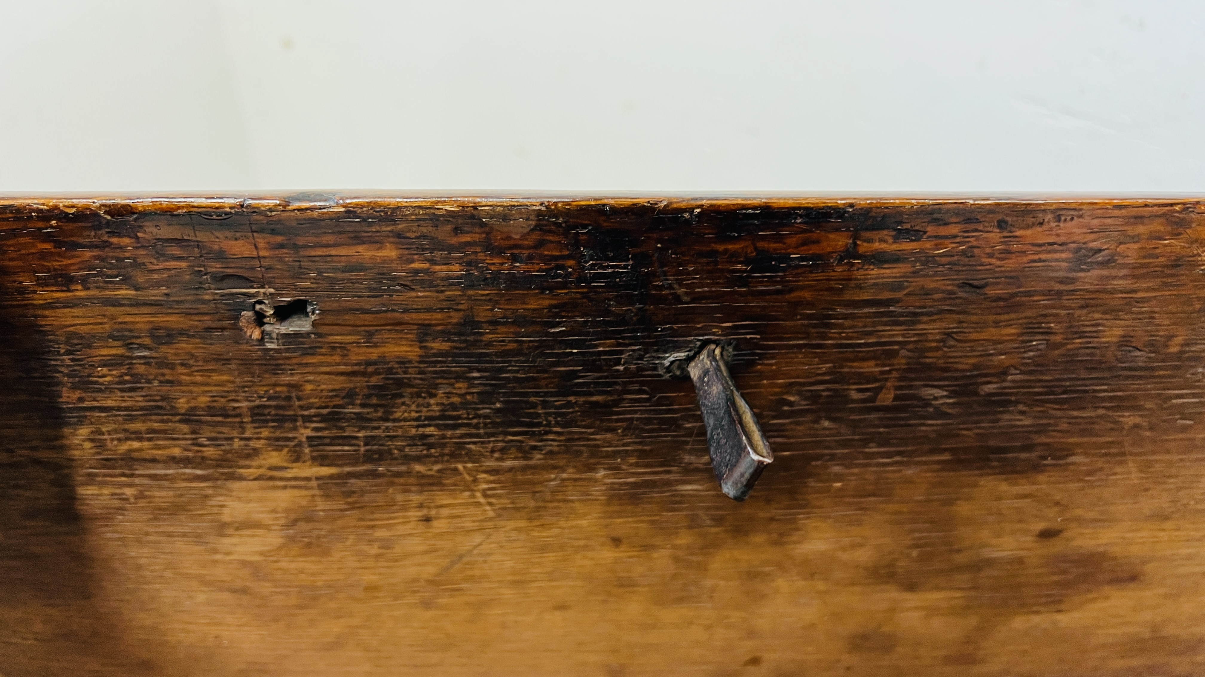 AN EARLY OAK COFFER, THE INTERIOR WITH CANDLE BOX AND TWO SMALL DRAWERS - W 127CM. D 54CM. H 75CM. - Image 22 of 25