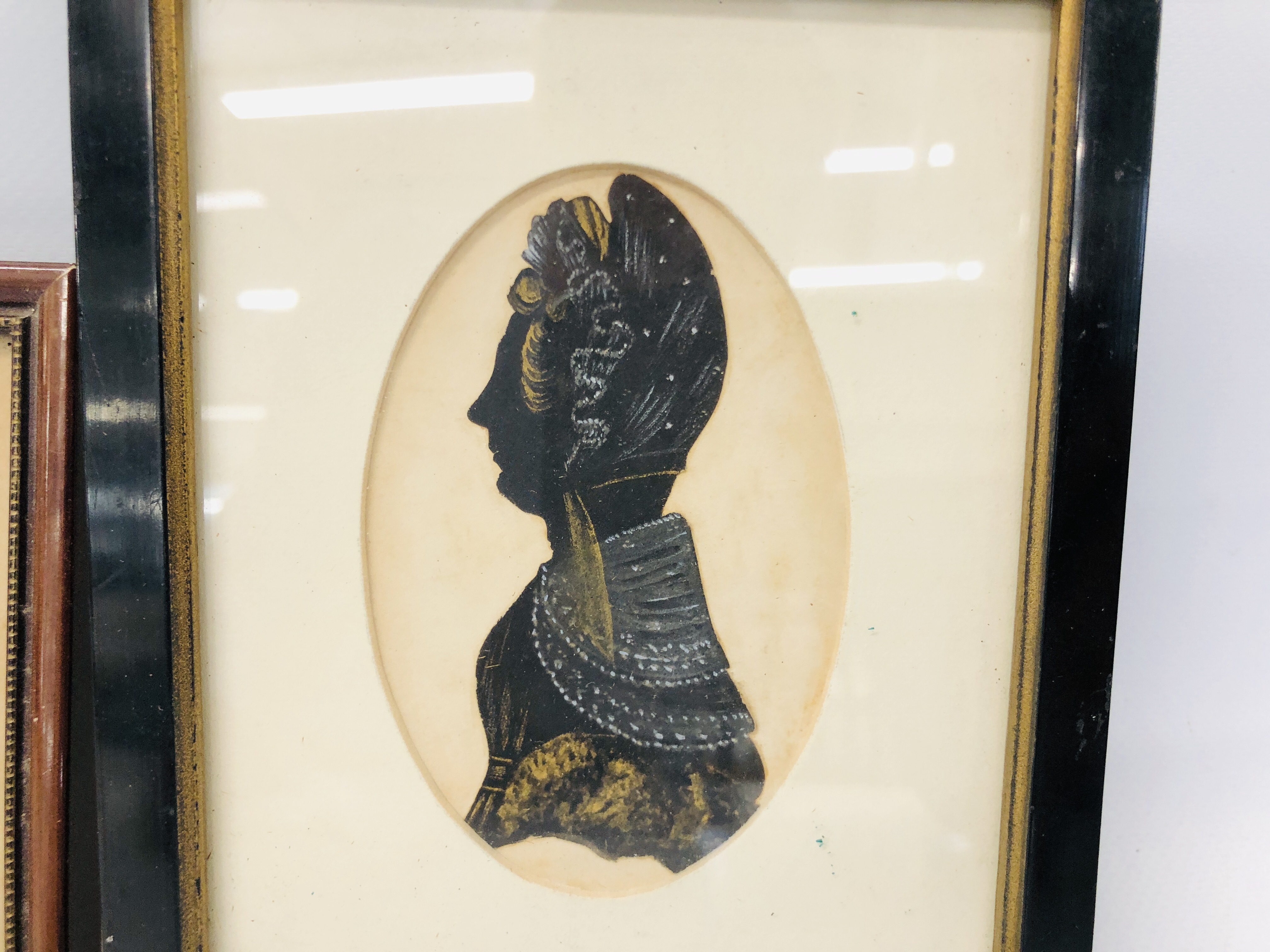 FOUR VINTAGE FRAMED SILHOUETTES TO INCLUDE A HANDCOLOURED IVORIAN EXAMPLE. - Image 2 of 6