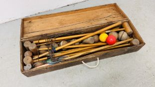 GARDEN CROQUET GAME IN VINTAGE PINE BOX.