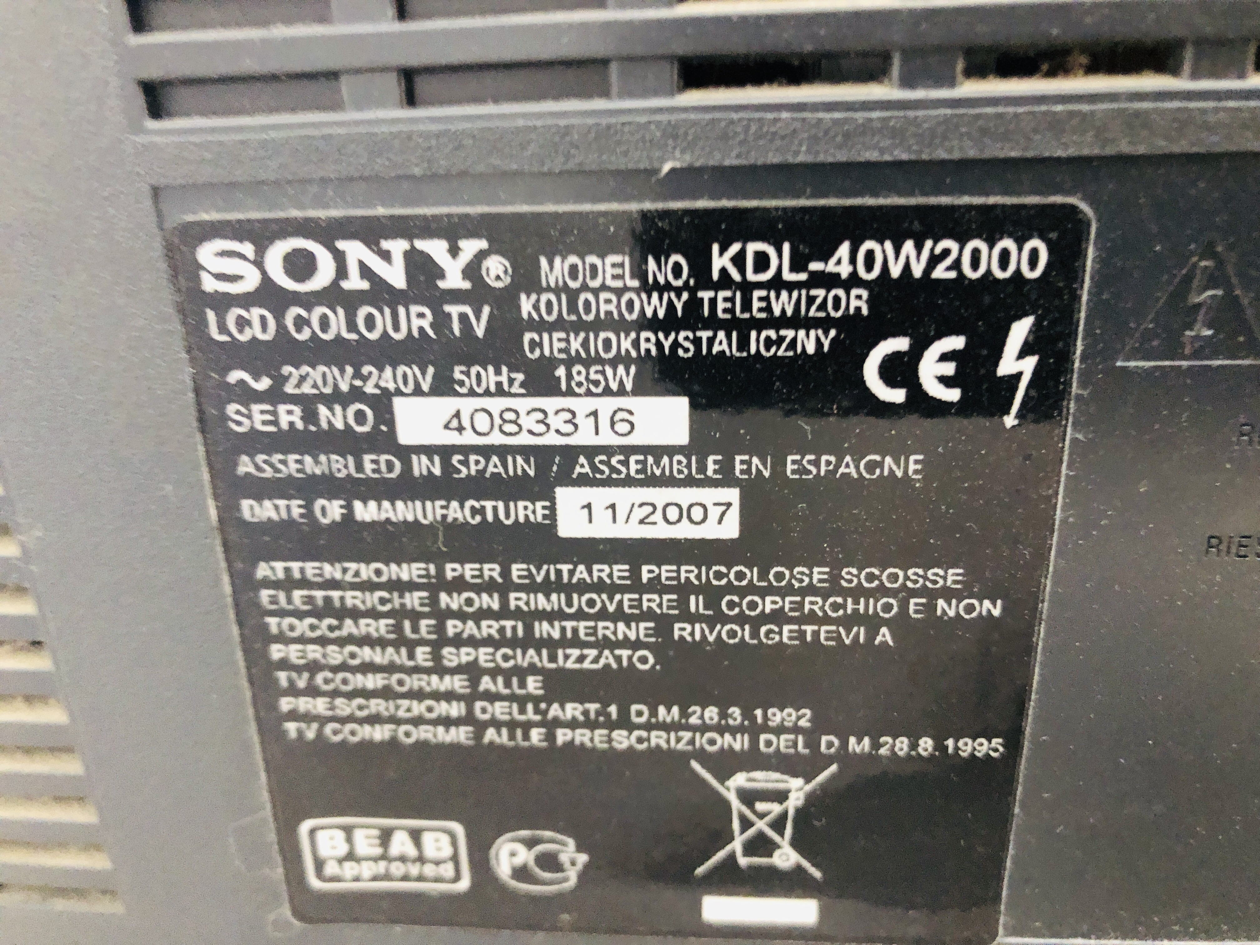 A SONY BRAVIA 40 INCH TV - SOLD AS SEEN - Image 4 of 5
