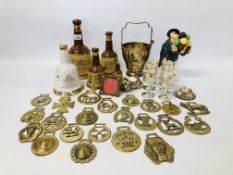 A COLLECTION OF 22 HORSE BRASSES ALONG WITH A SET OF SIX PLATED GOBLETS,