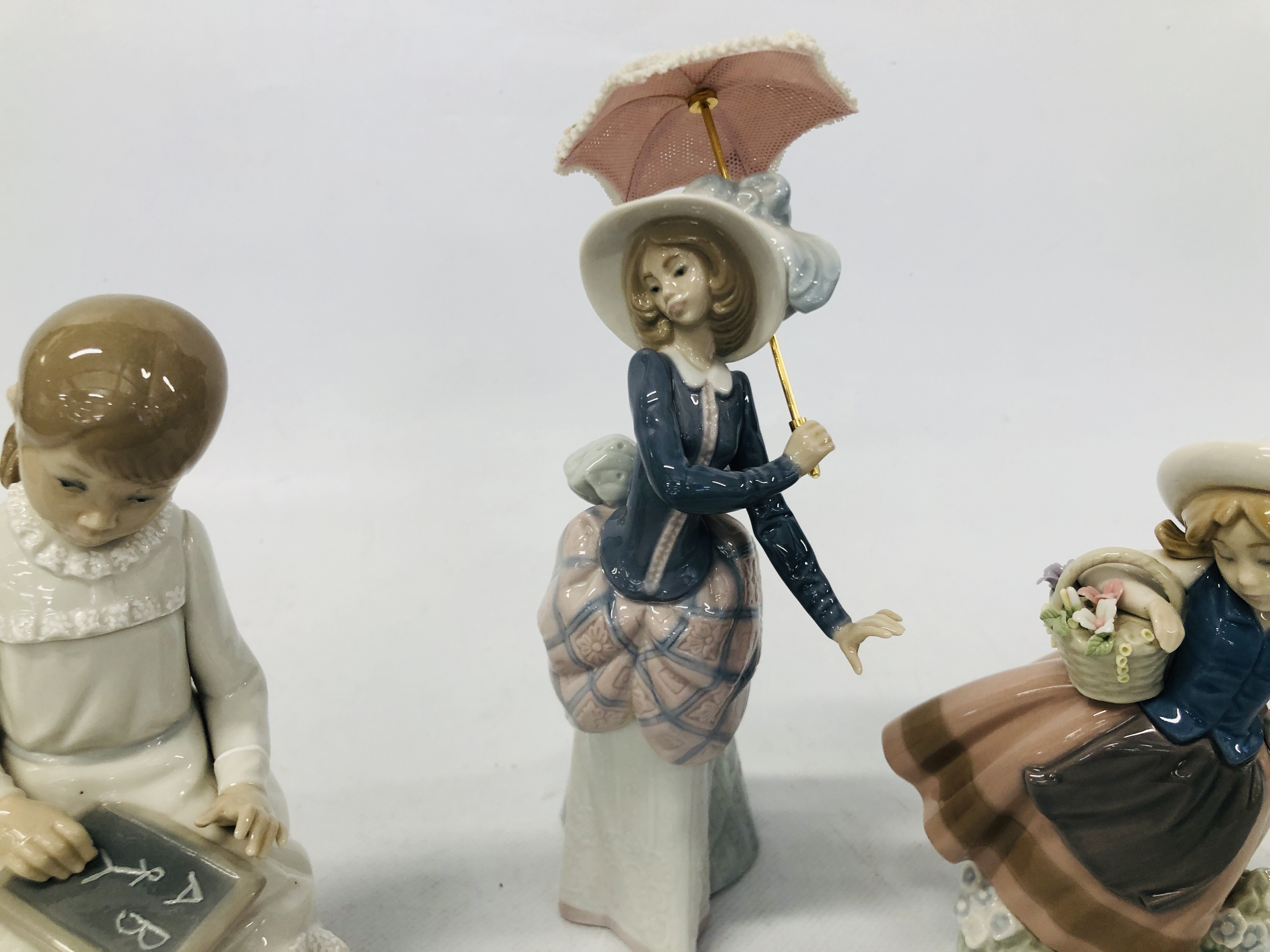 THREE LLADRO FIGURES TO INCLUDE LADY WITH A PARASOL, YOUNG GIRL AND FLOWER BASKET, - Image 5 of 6