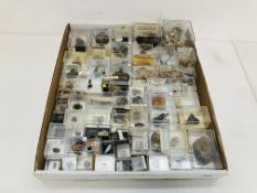 A COLLECTION OF APPROX 69 CRYSTAL AND MINERAL ROCK EXAMPLES TO INCLUDE ICELAND SPAR, ARTHURITE,