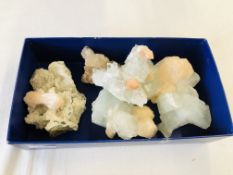 A COLLECTION OF APPROX 5 CRYSTAL AND MINERAL ROCK EXAMPLES TO INCLUDE POLYTIEDROL ETC.