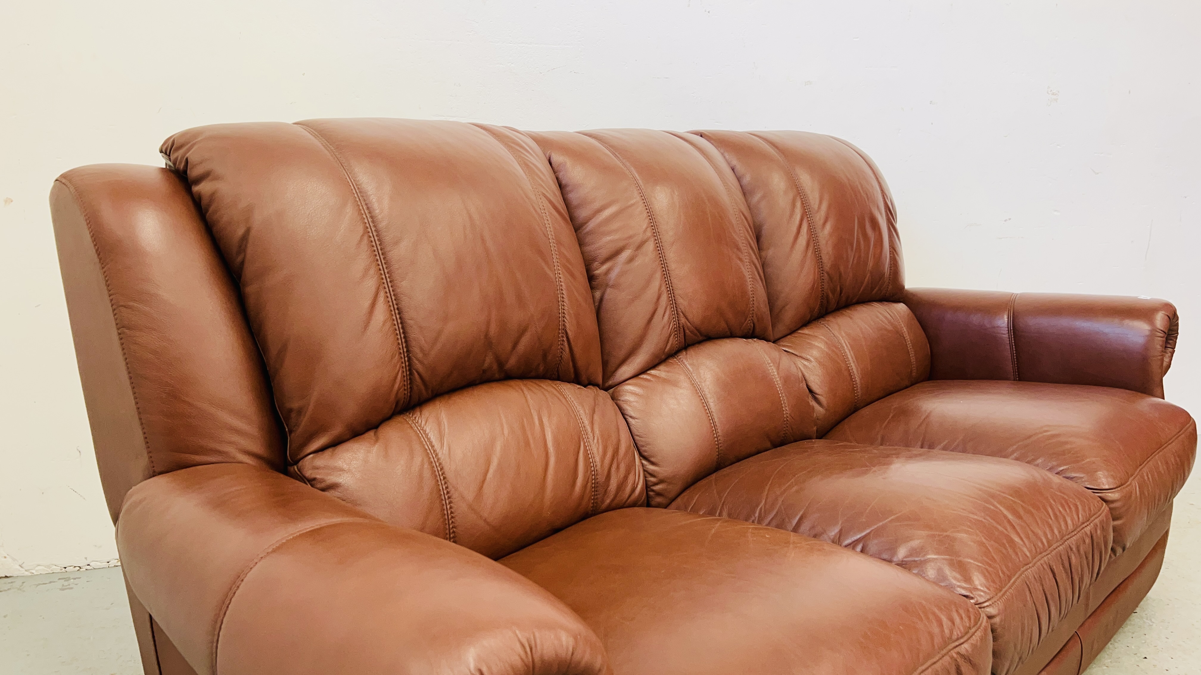 DESIGNER 3 SEATER BROWN LEATHER SOFA - Image 12 of 15