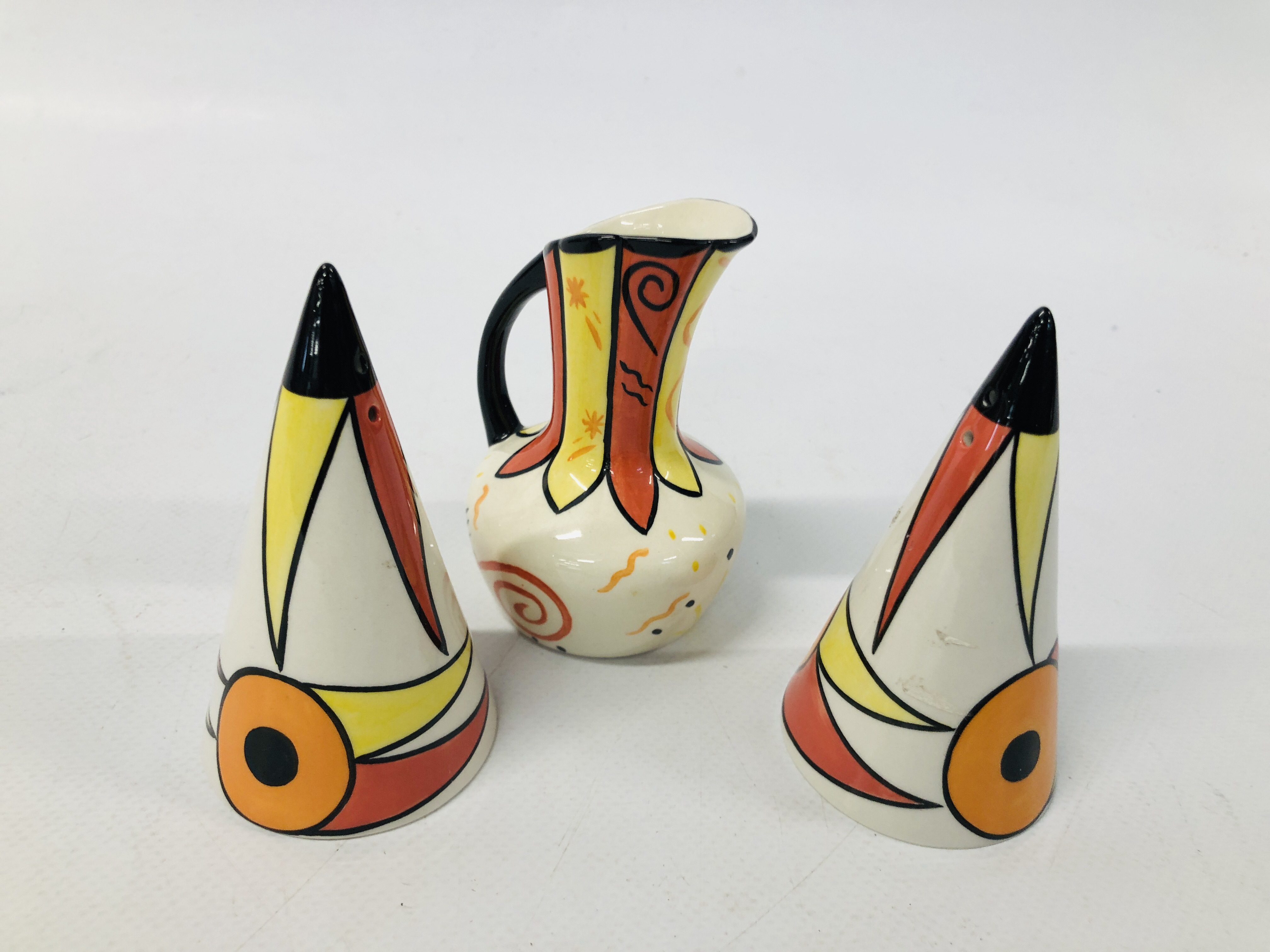 A 21st COLLECTORS EDITION MILK JUG AND SALT AND PEPPER SHAKERS SIGNED BY LORNA BAILEY, H 9CM. - Image 3 of 4