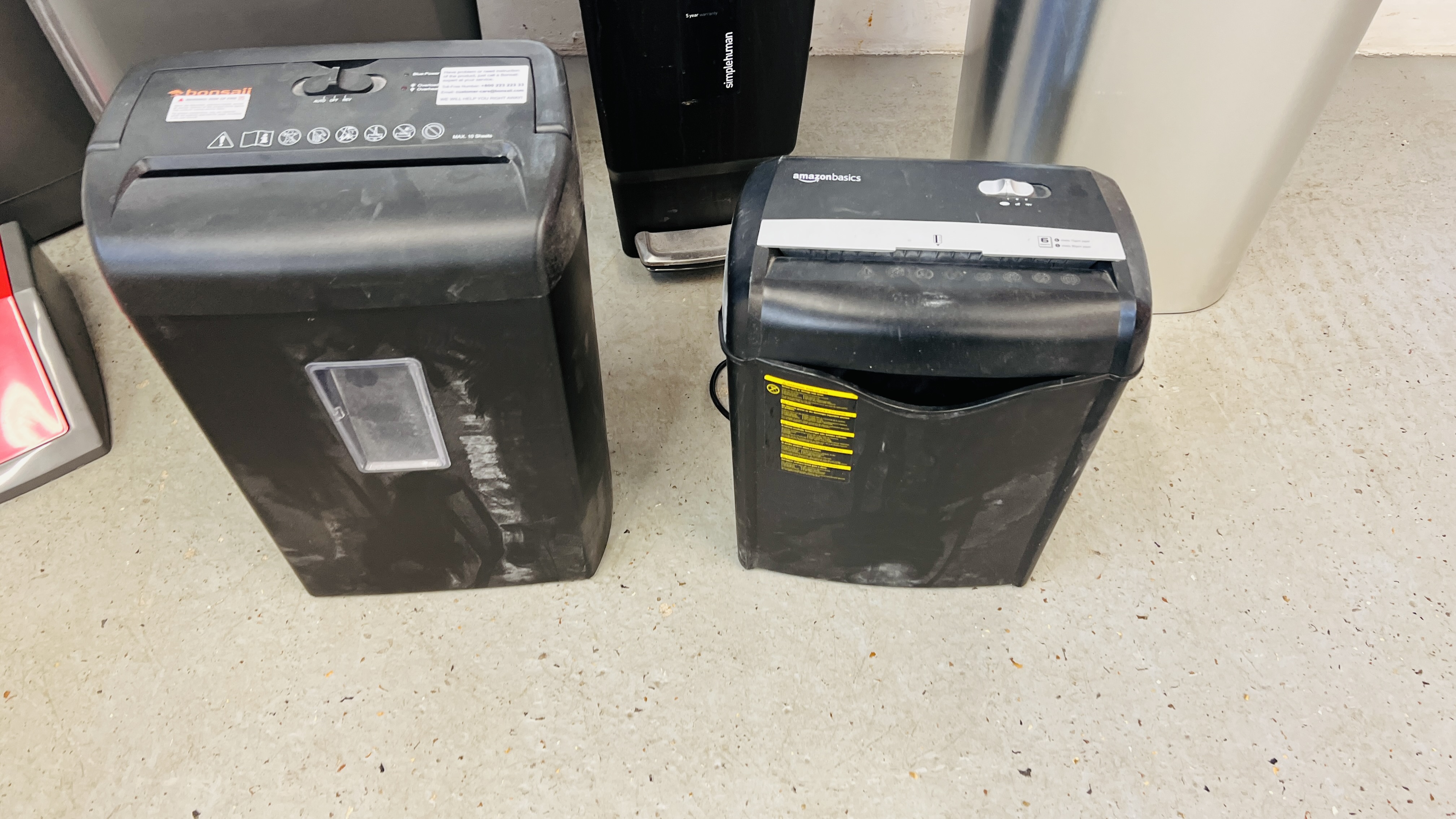 FOUR VARIOUS WASTE BINS AND TWO OFFICE PAPER SHREDDERS - SOLD AS SEEN. - Image 2 of 8