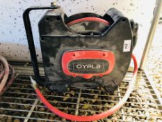 OYPLA WALL MOUNT RETRACTABLE 300 PSI AIR HOSE.