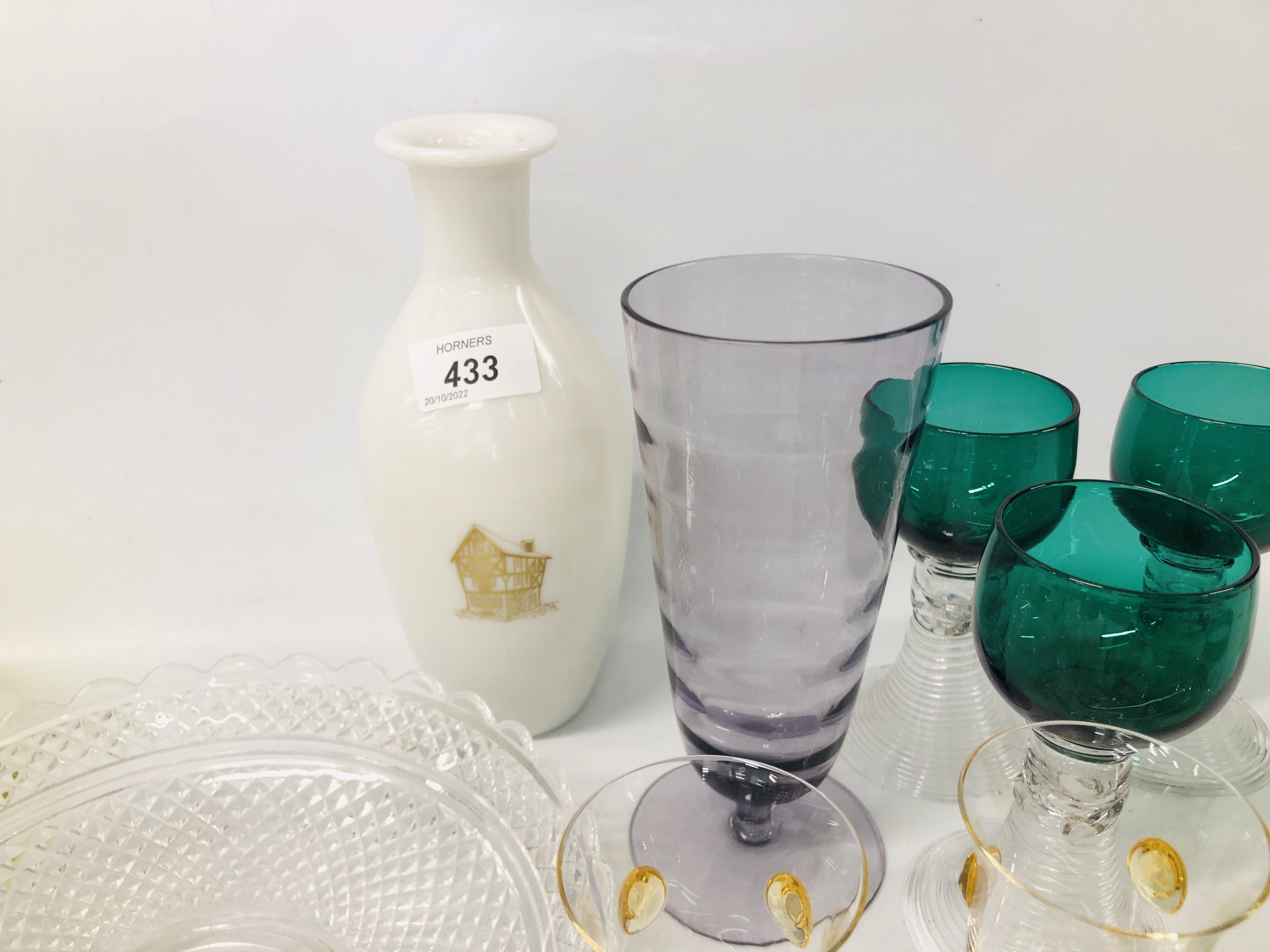 A GROUP OF THERESIENTHAL ACID ETCHED AND GILDED TUMBLERS AND SHERRY GLASSES, - Image 4 of 6