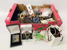 LARGE BOX OF ASSORTED MODERN COSTUME JEWELLERY TO INCLUDE NECKLACES, BEADS, BROOCHES,