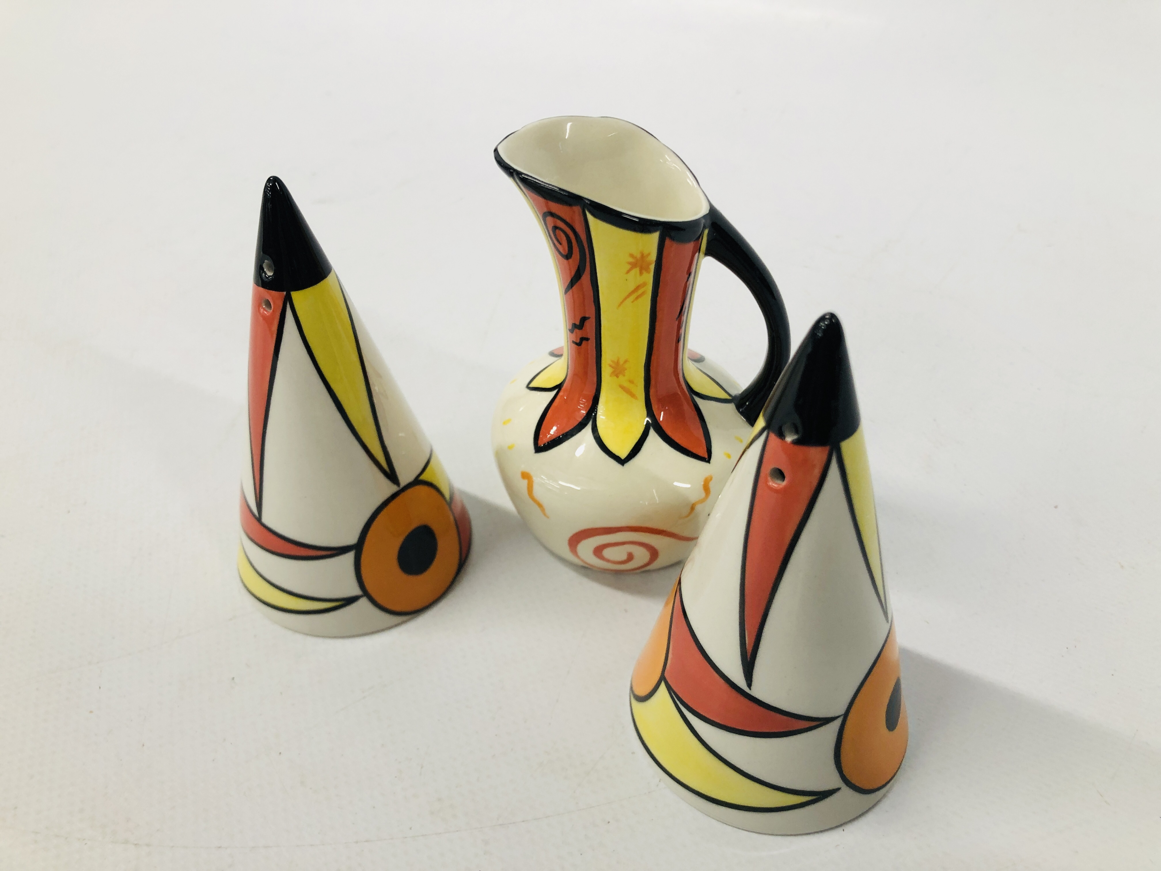 A 21st COLLECTORS EDITION MILK JUG AND SALT AND PEPPER SHAKERS SIGNED BY LORNA BAILEY, H 9CM. - Image 2 of 4
