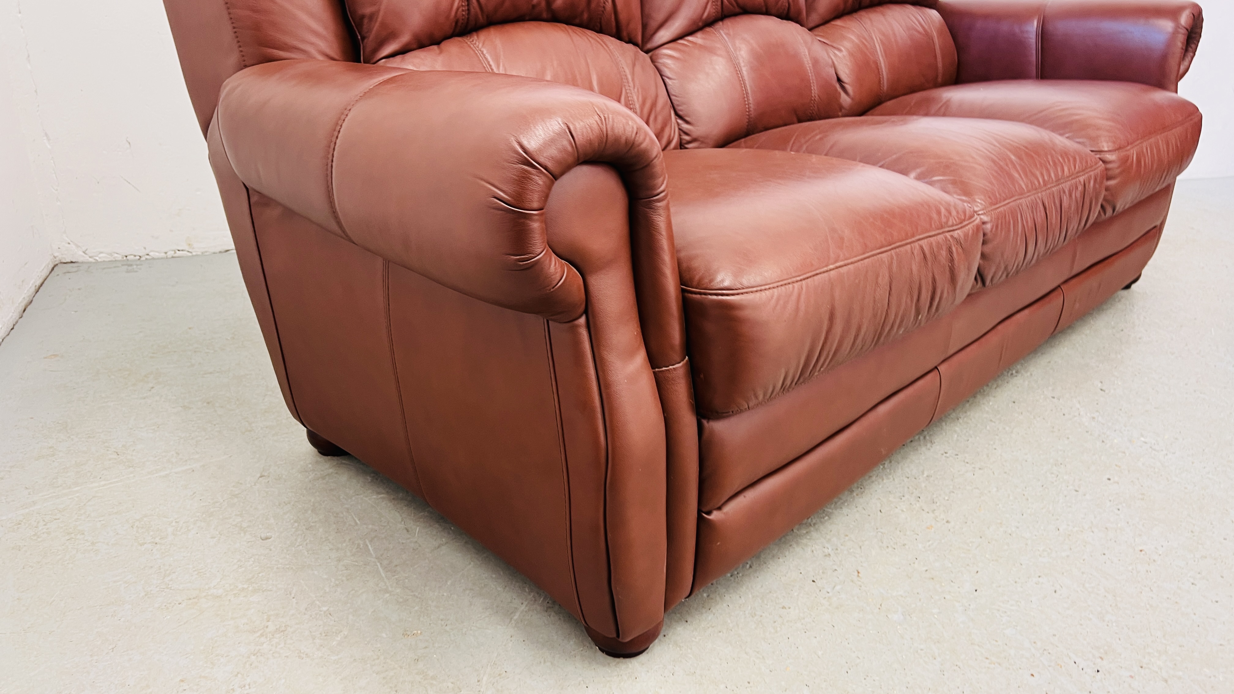 DESIGNER 3 SEATER BROWN LEATHER SOFA - Image 11 of 15