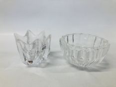 A ORREFORS DAISY VOLTED BOWL ALONG WITH A FURTHER ORREFORS BOWL.