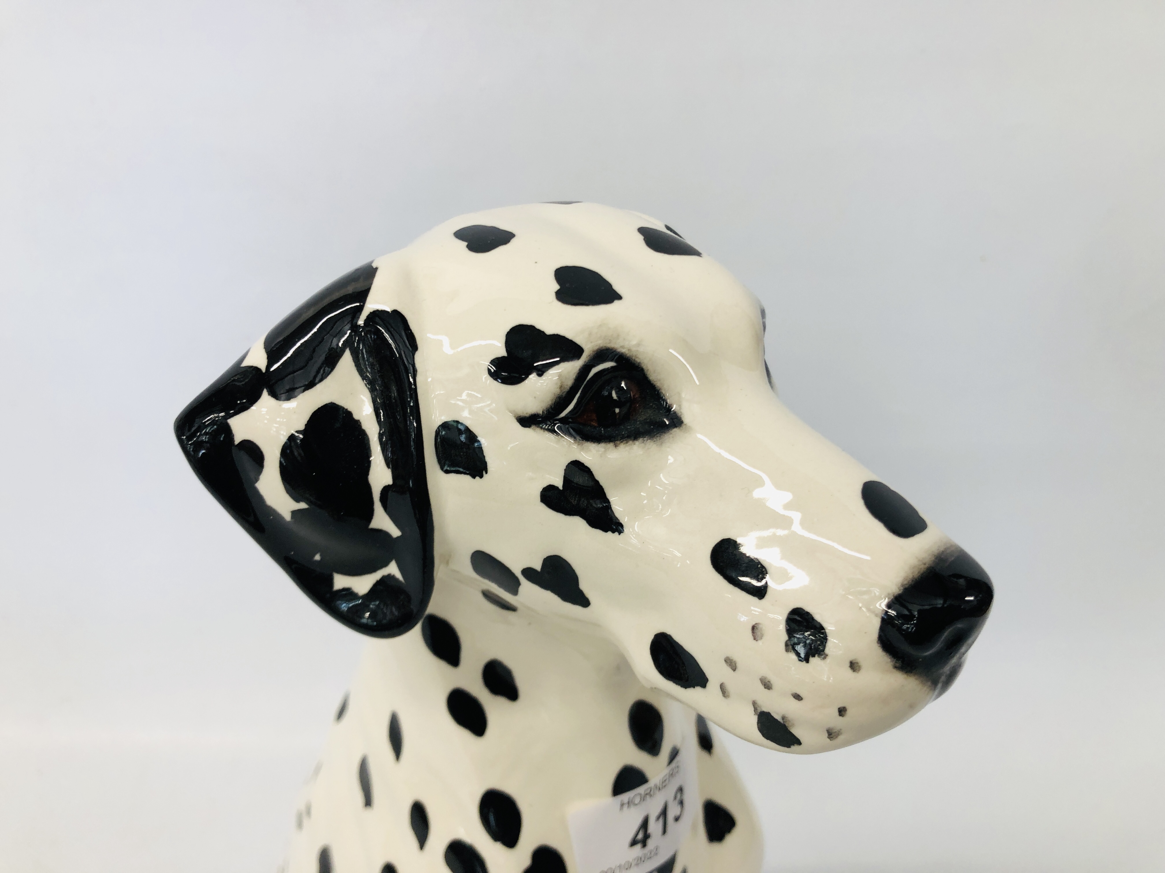 A BESWICK MODEL OF A SEATED FIRESIDE DALMATIAN HEIGHT 35CM. - Image 3 of 4